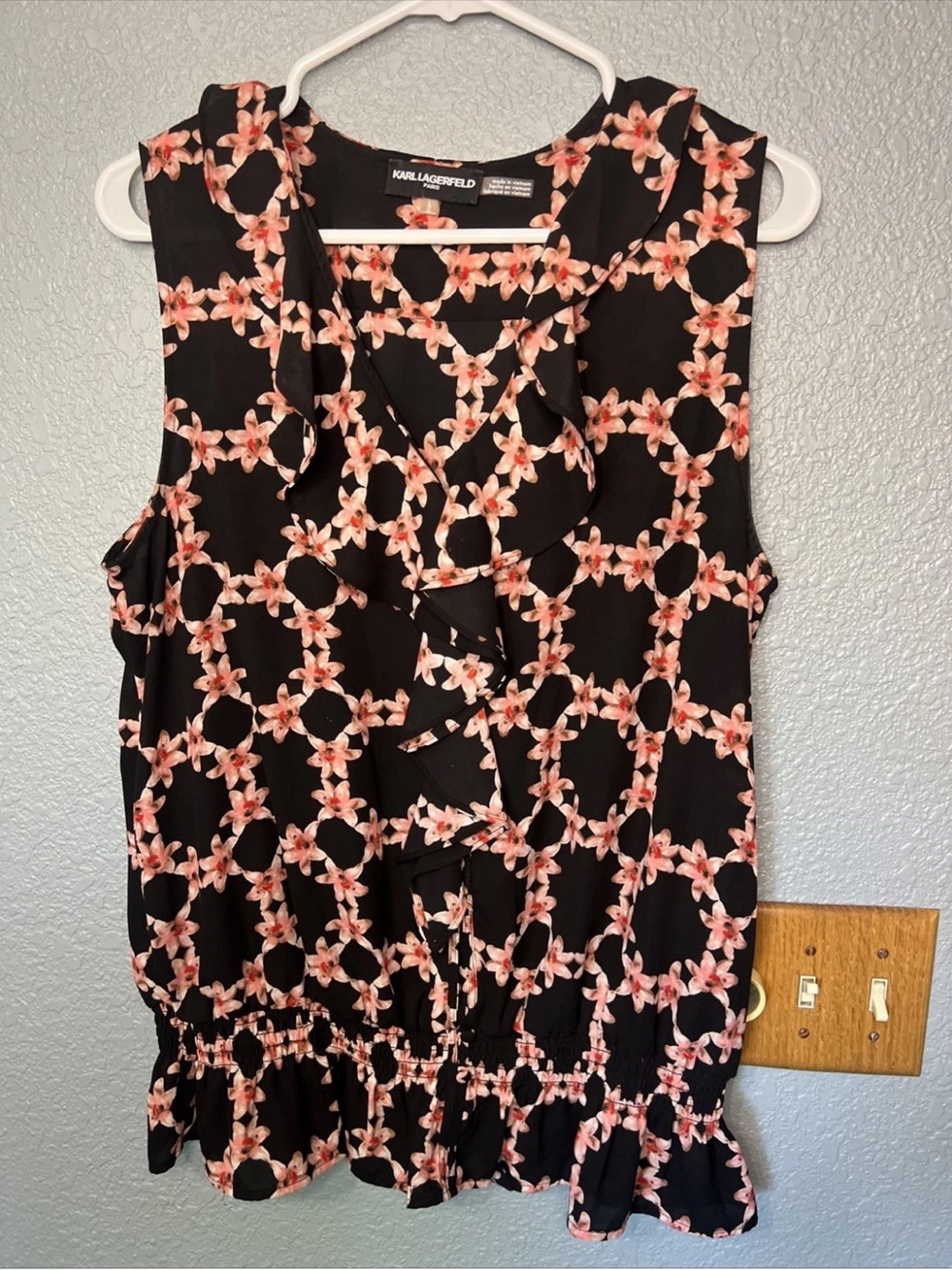 Karl Lagerfeld Black Floral Print Sleeves Blouse L ($140) Excellent Condition